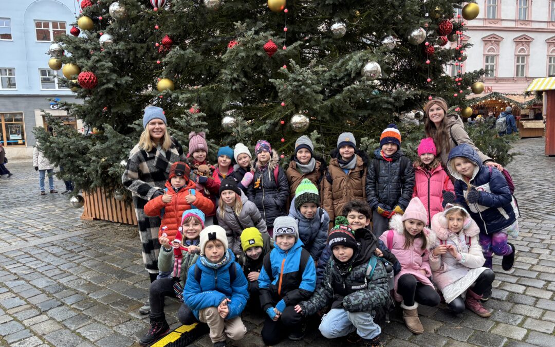 Divadelní představení a vánoční trhy